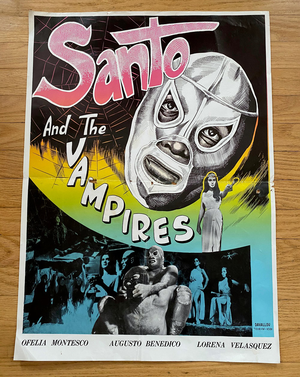 1966 SANTO AND THE VAMPIRES aka SANTO VS LAS MUJERES VAMPIRO Original Iranian Movie Poster