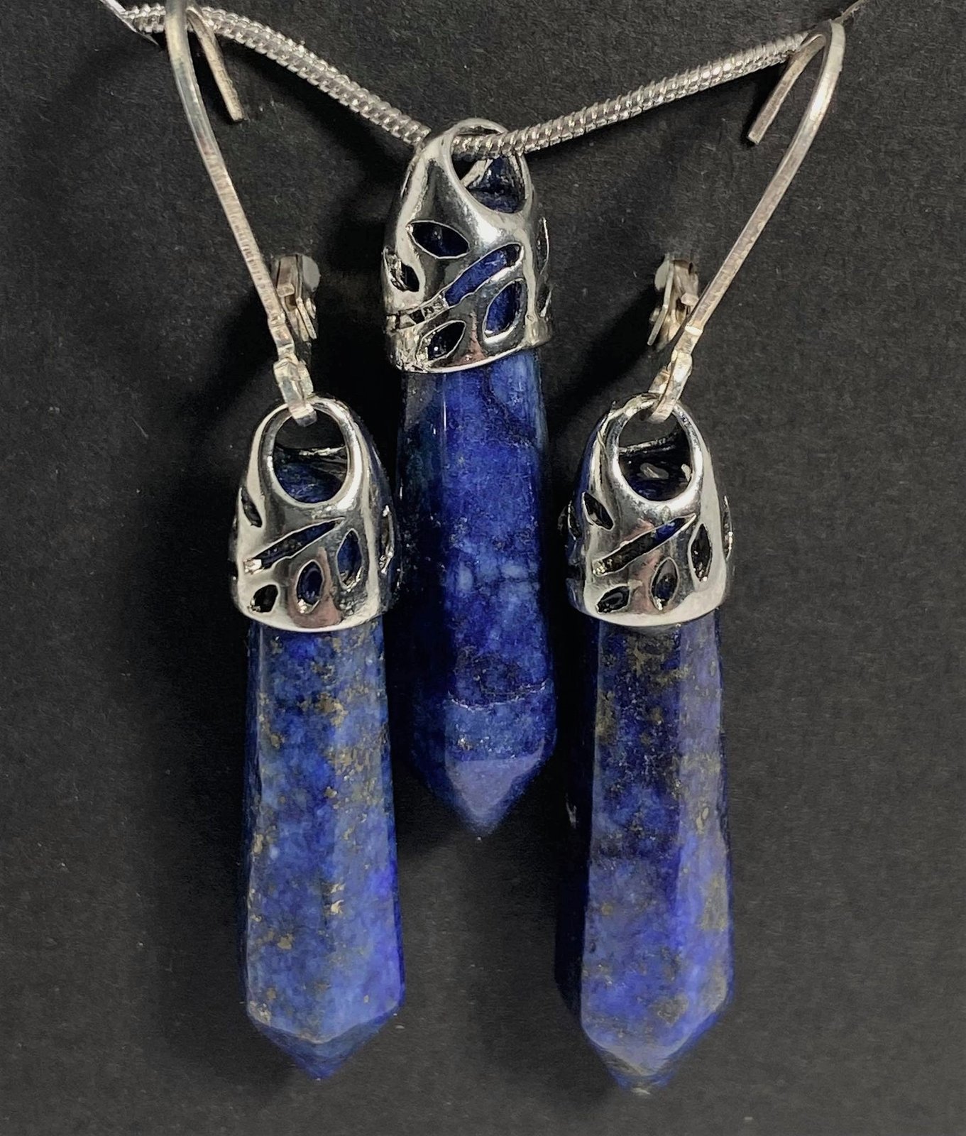 Lapis lazuli hot sale point pendant