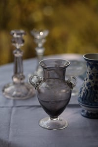 Image 1 of Rauchglas Vase mit Fuss, sehr fein