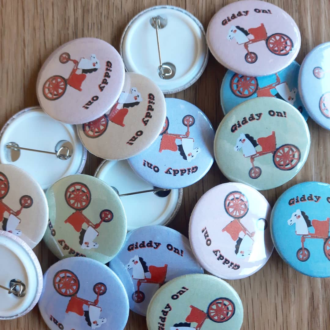 Image of Giddy On! Button