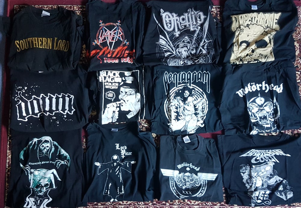 Metal Shirt Corner