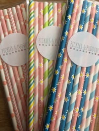 Image 3 of Daisy Chain Party Straws