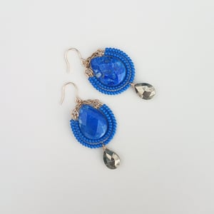 Lapis & Pyrite Island Wear Earrings (blue)