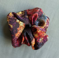 Image 1 of Tingvik | scrunchie 2