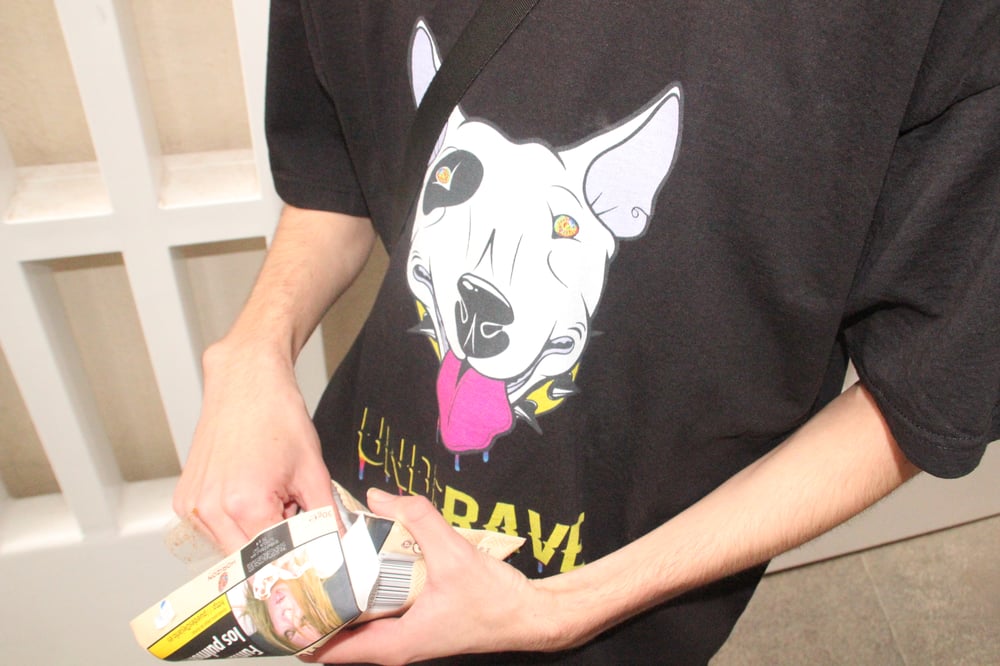 Image of Dogs in a Trip (Black)