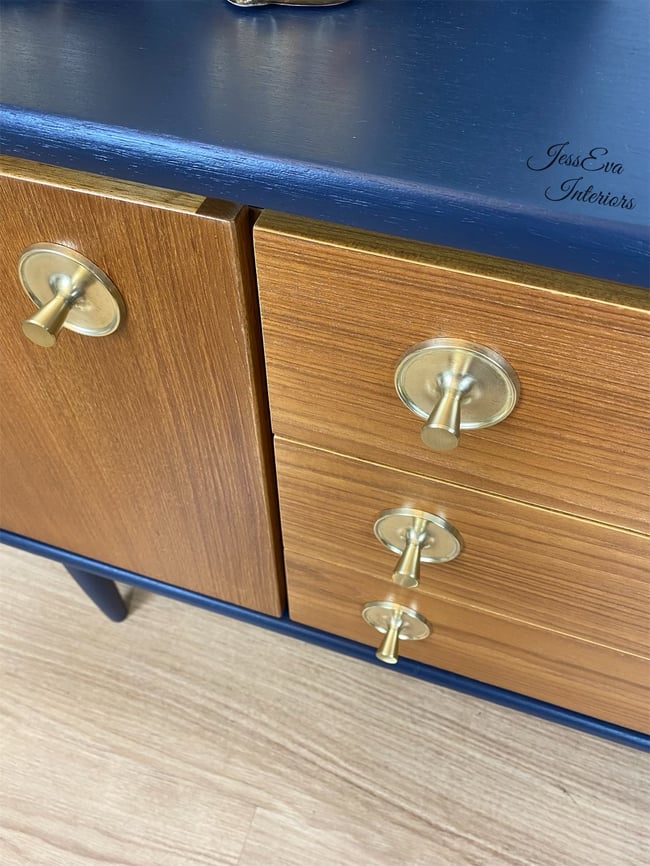 Credenza retro deals