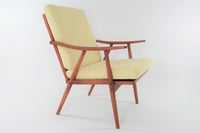 Image 1 of Fauteuil Boomerang bouclette ivoire