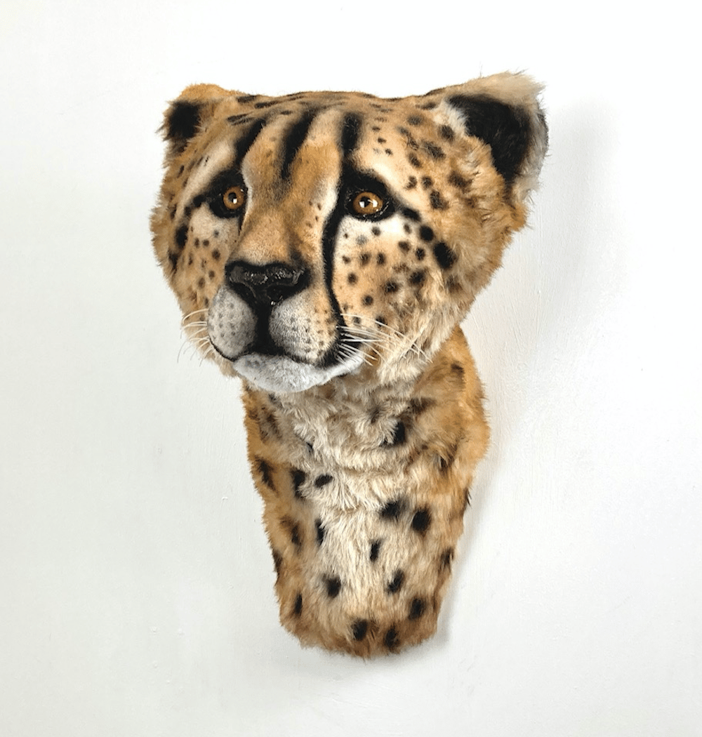 Image of Cheetah Sculpture