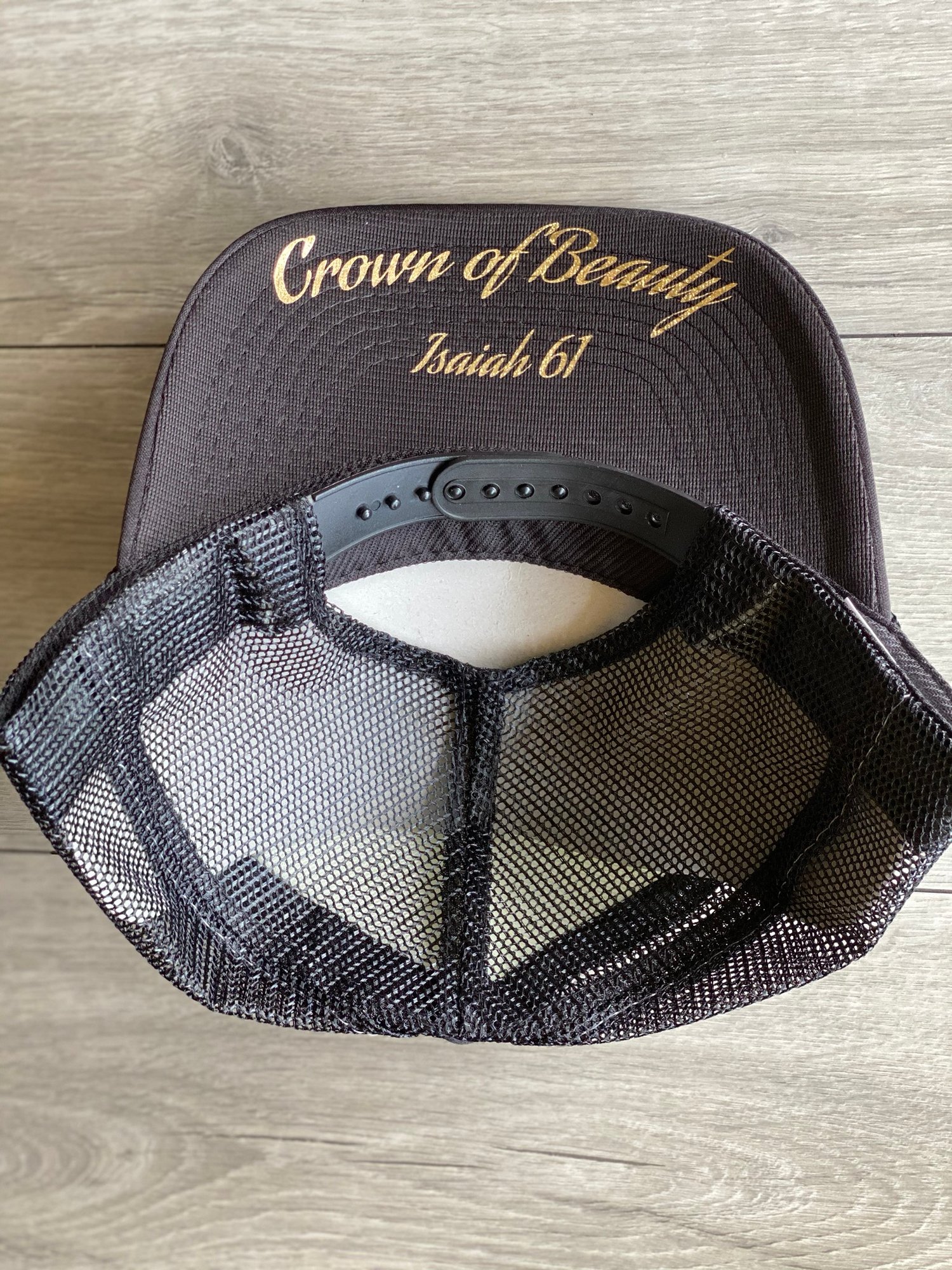 Image of Lei Po’o “Crown of Beauty” Trucker Hat