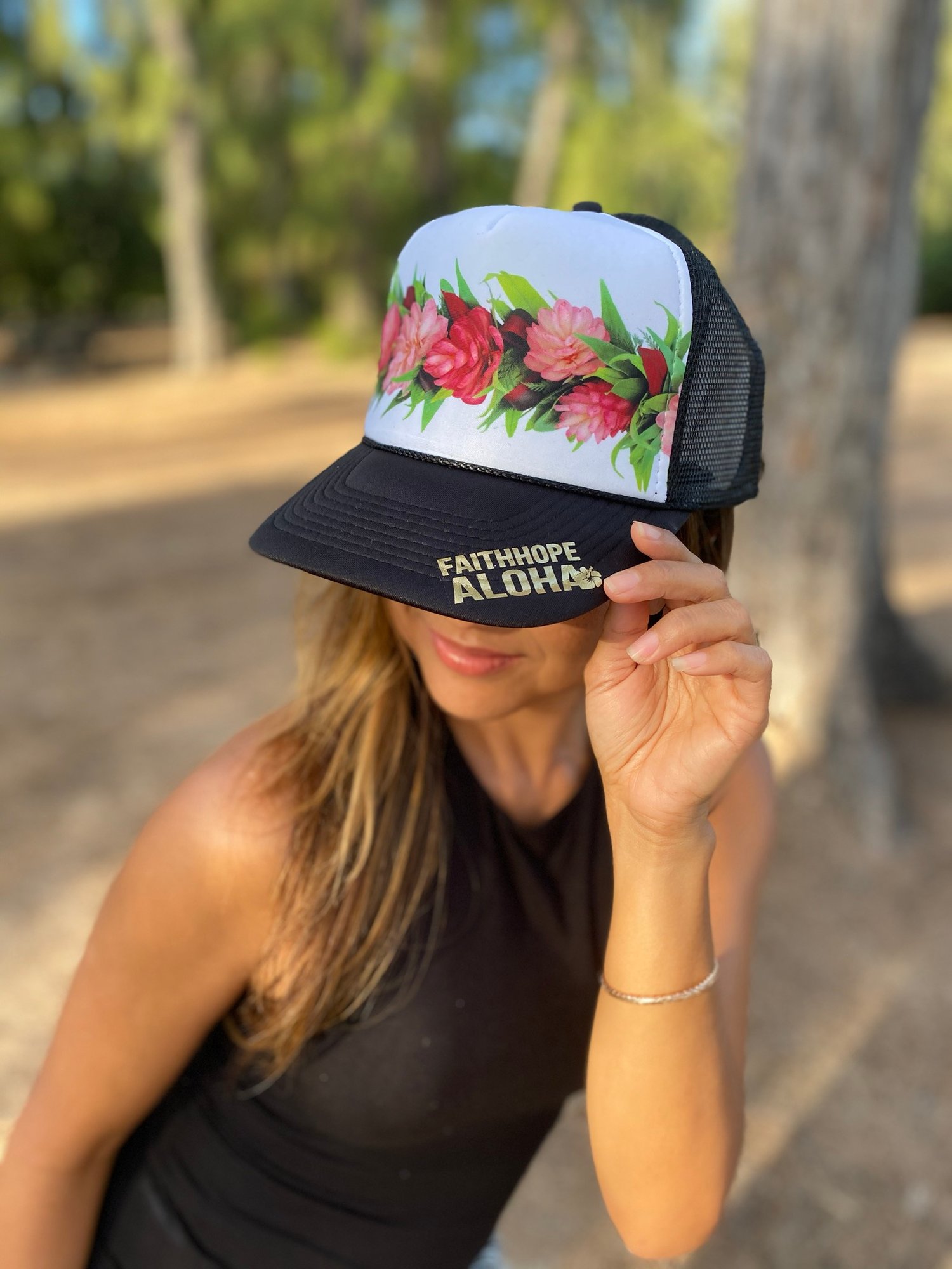 Image of Lei Po’o “Crown of Beauty” Trucker Hat