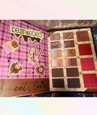 Image 3 of Glitter Flow Eyeshadow Palette Book 