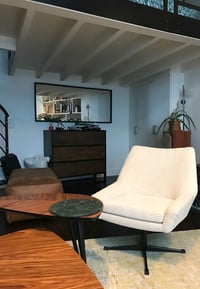 Image 5 of Fauteuil coquille pivotante velours ivoire