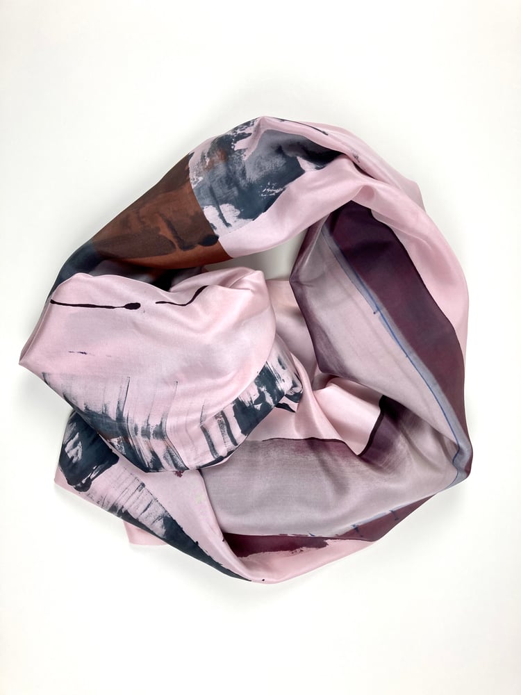 Image of Scarf silk. Brown and greyblue on powder pink