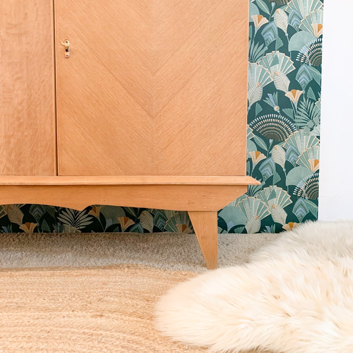 Image of VENDU/SOLD OUT Buffet Compas R.D.