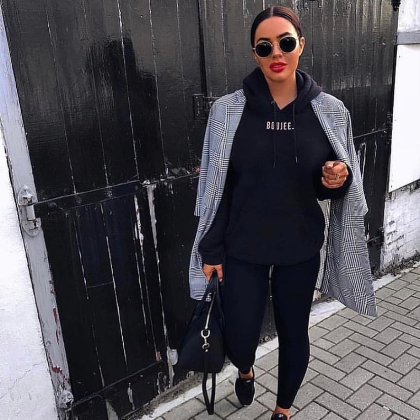 BLACK SMALL LOGO HOODIE