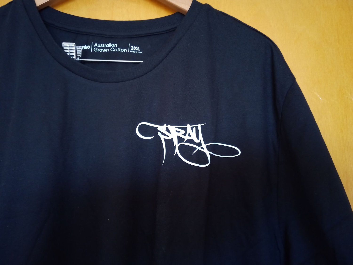 Image of Crew Neck T-Shirt Stray Logo BLACK
