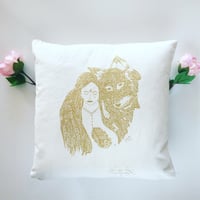 Image 1 of Coussin *Wild Woman & Wolf*_40x40cm