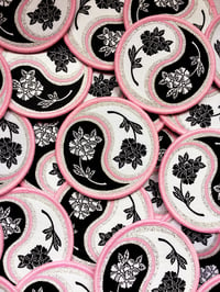 Image 1 of **NEW** Floral Yin Yang Iron on Patch