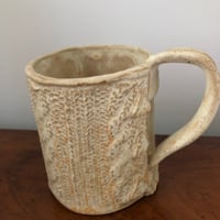 Cable mug