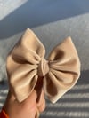 Nude Velvet Bow