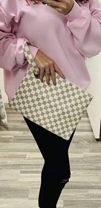 Lacey Wristlet 