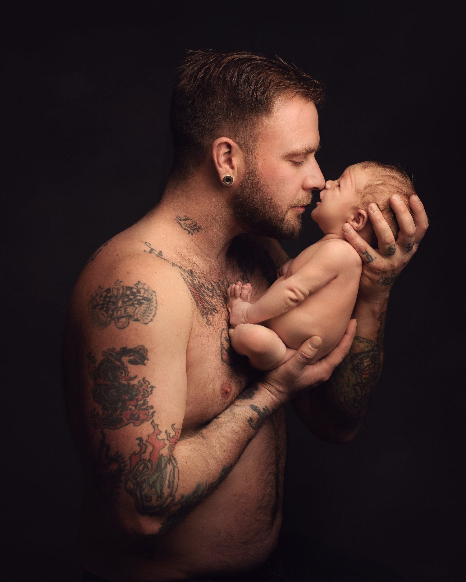 Image of Family Focused Newborn Fly On The Wall Teaching Video