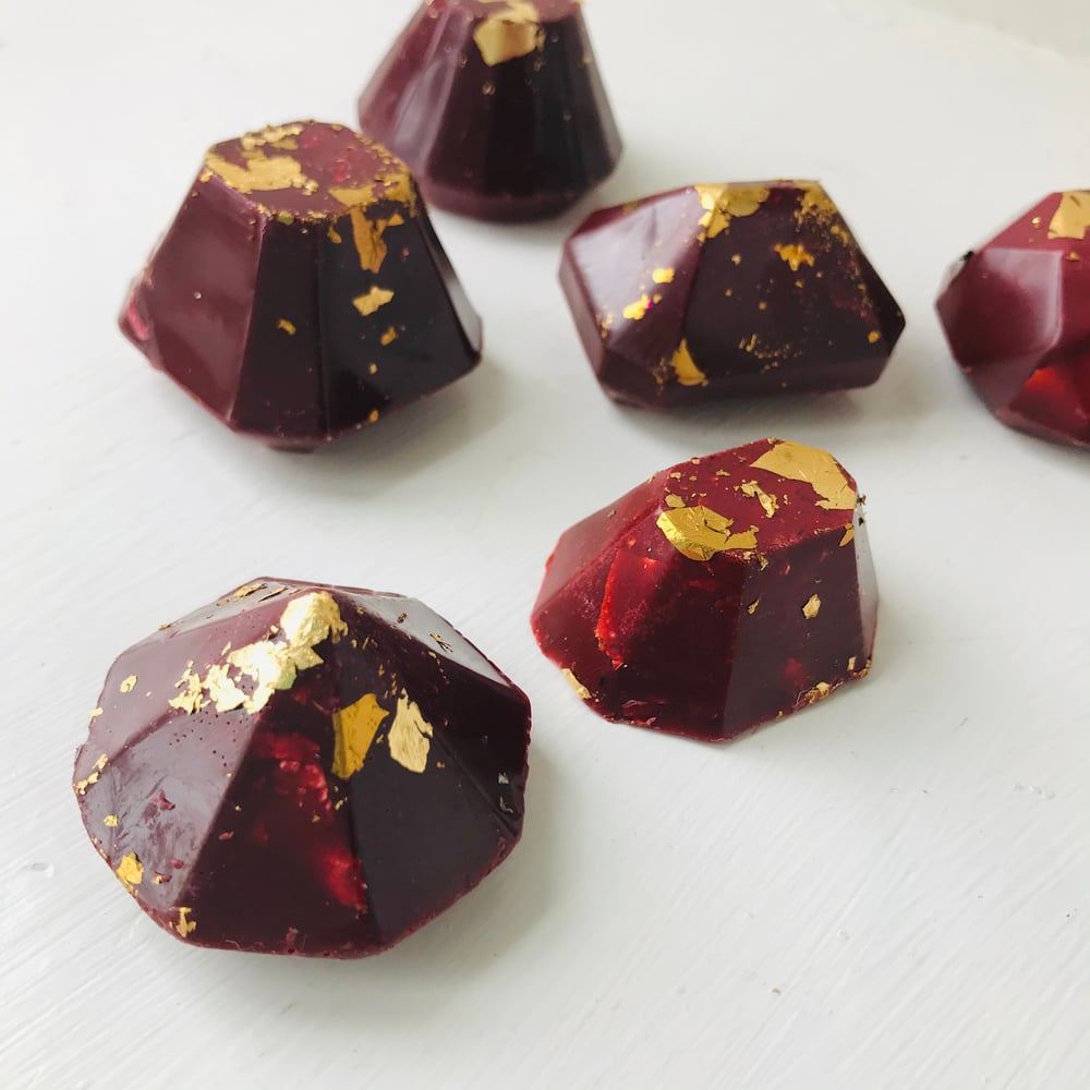 Image of Luxurious Gold Gem Firelighters