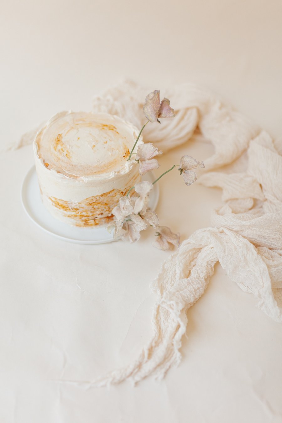 Image of GAUZE RUNNERS AND NAPKINS