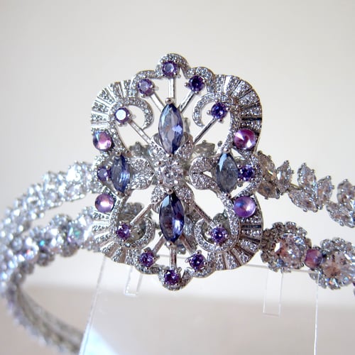 Image of Lady Bridgerton tiara