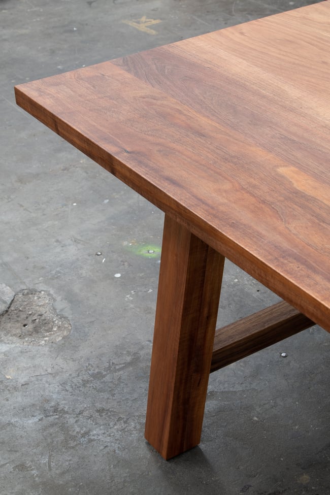 COLVIN DINING TABLE 
