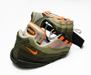 Image of SNEAKER MASK / AIR MASK 95 / KHAKI ORANGE