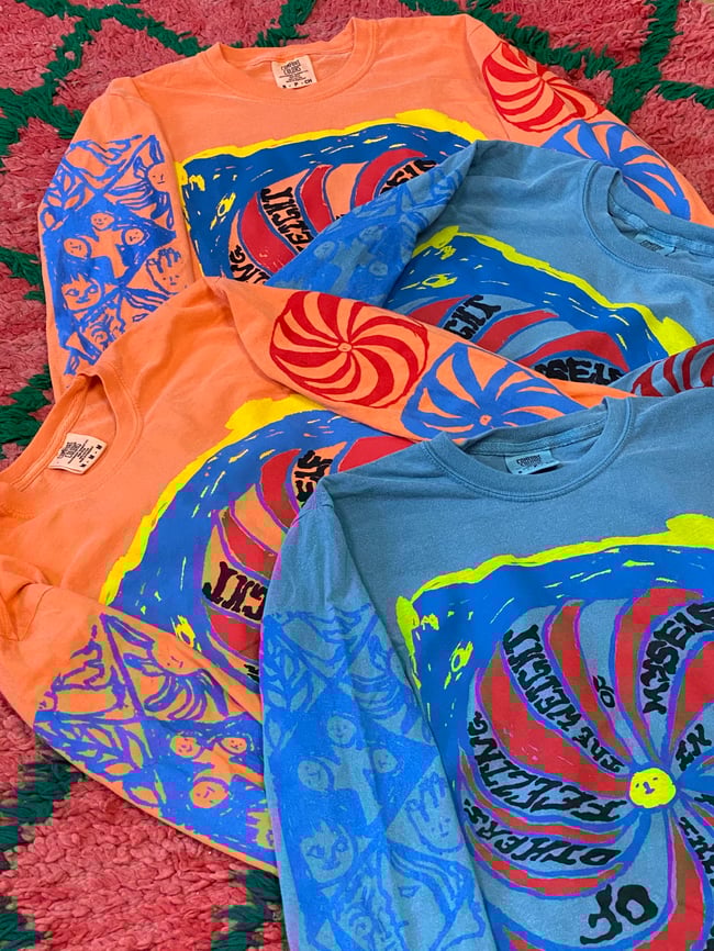 Paperweight shirt orange