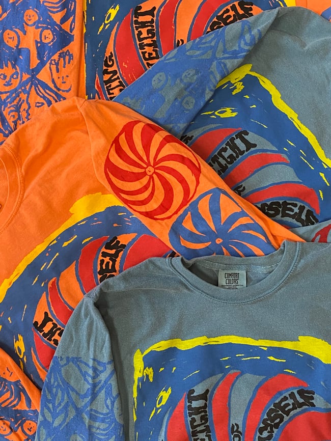 Paperweight shirt orange