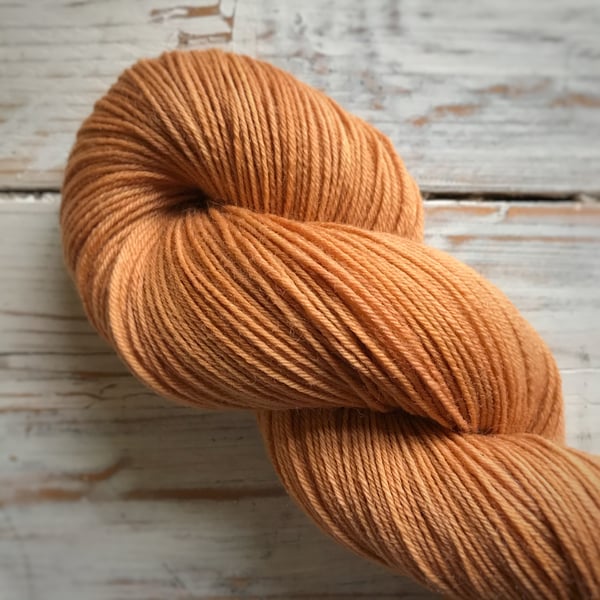 Image of Warm Prunus BFL Sock/4ply