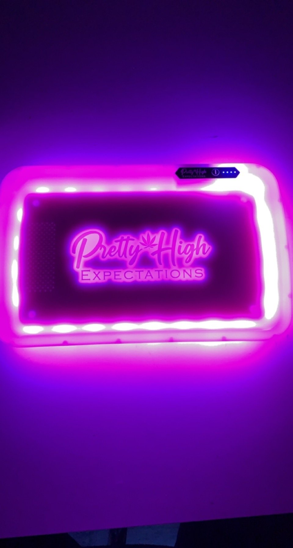 Image of Led Pretty High Rolling Tray
