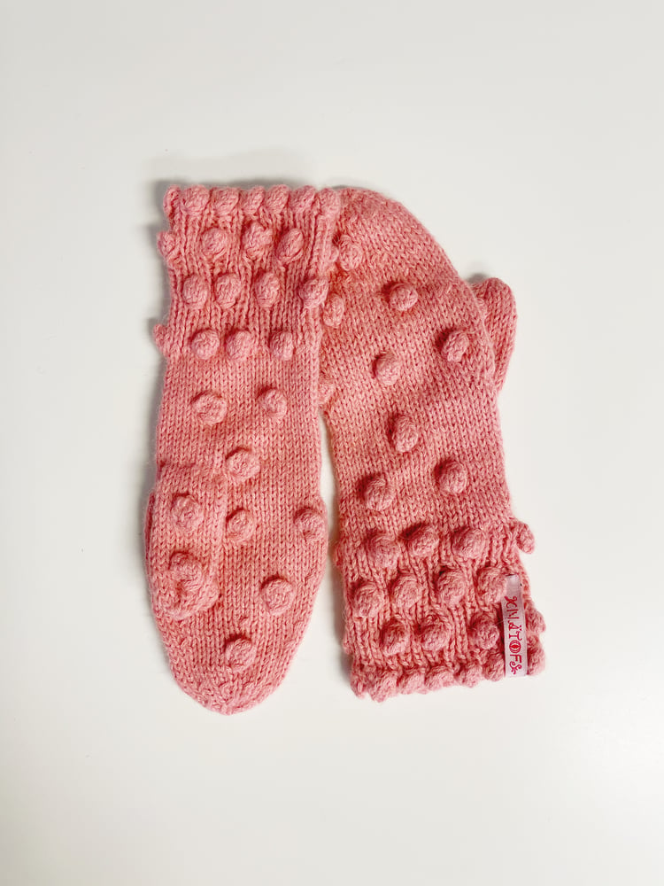 Image of Dots Mittens salmon