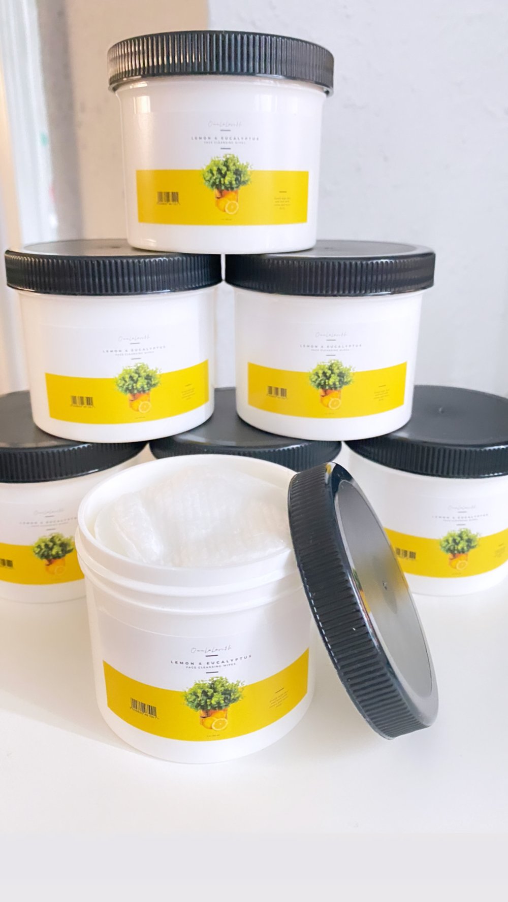 NEW !!! Lemon & Eucalyptus Face Cleansing Wipes 