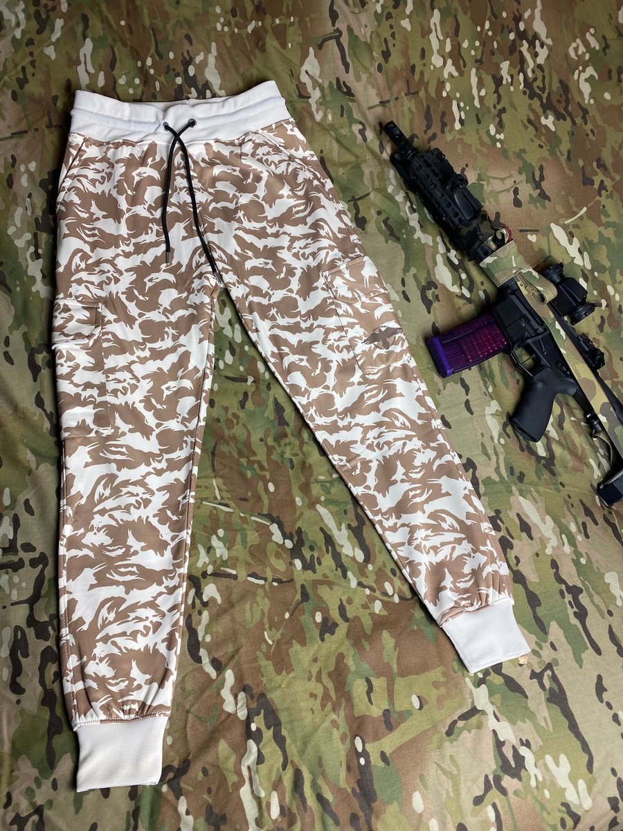 land combat group joggers