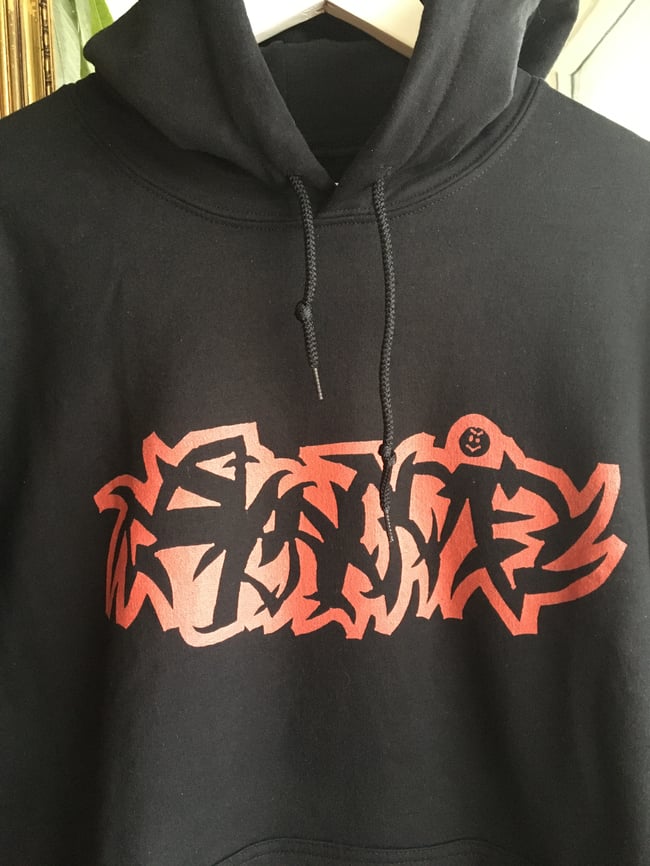 Anti2 Hoodie