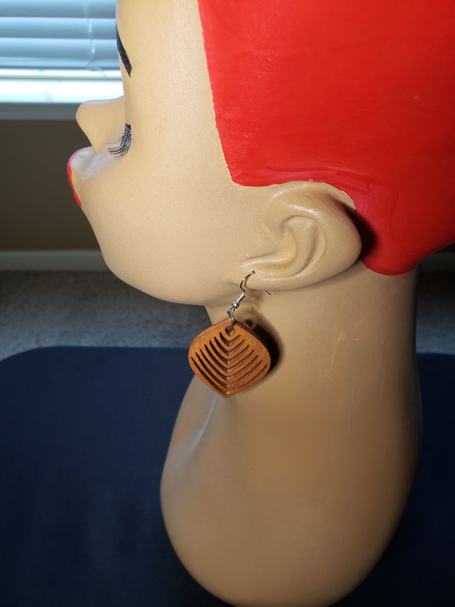 Image of Wooden laser leaf 