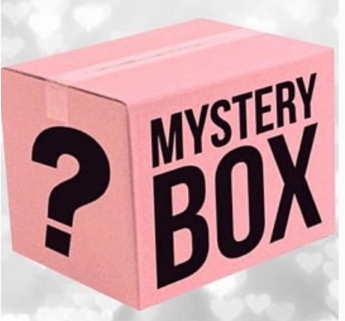 Mystery boxes  aileensboutiquee