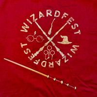 Wand in house colors
