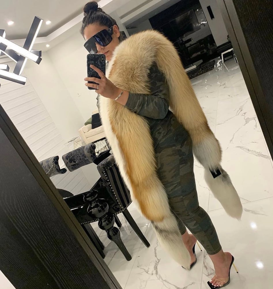 Image of Jumbo Golden X Arctic Fur Boa