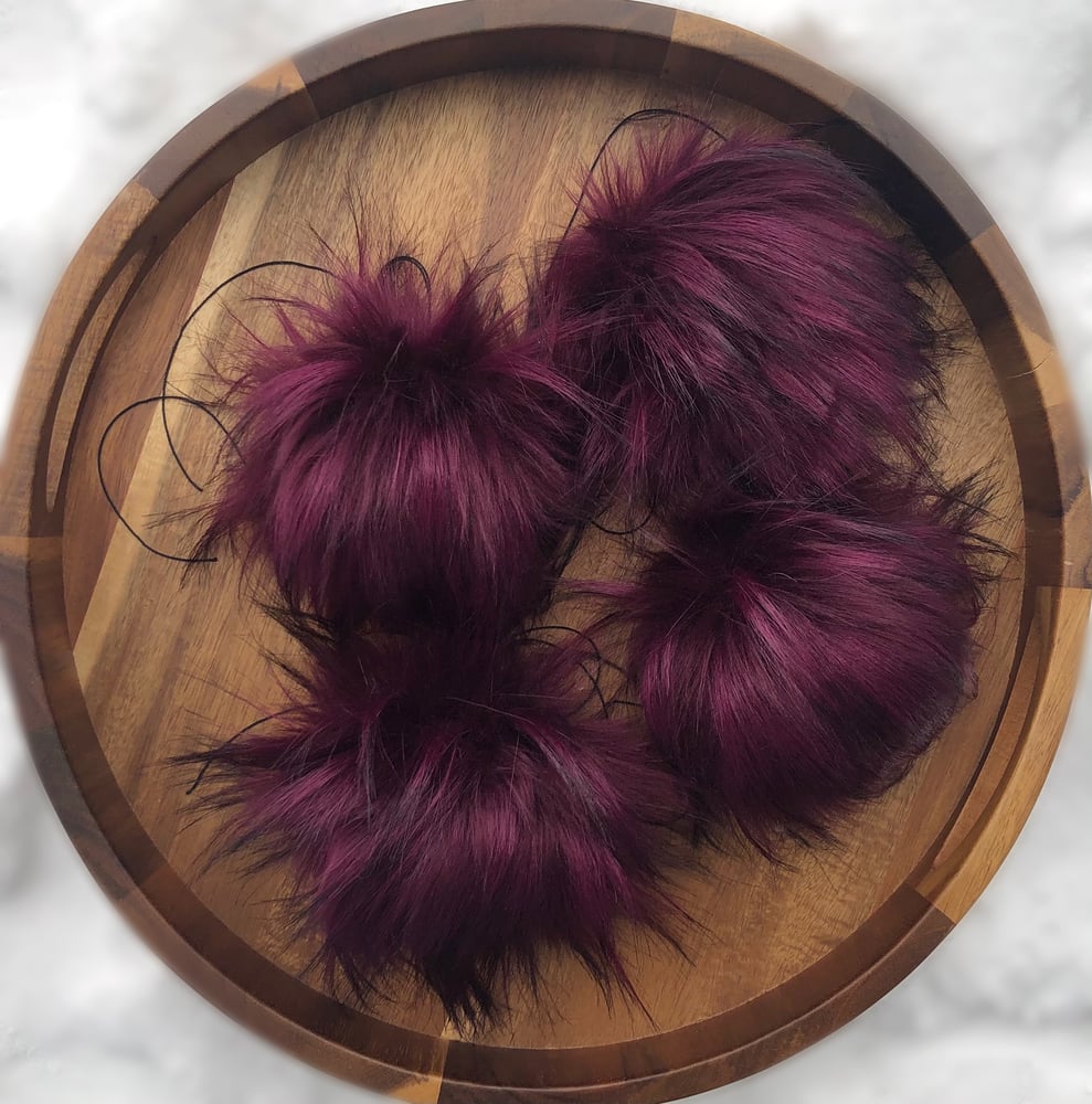 Image of Willow Pom