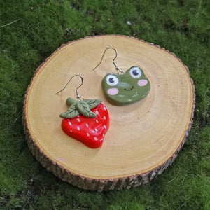 Image of Froggy and Strawberry mismatched earrings