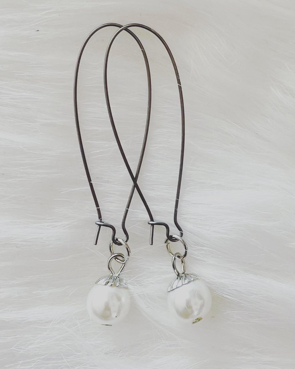 Image of Pearl dangles