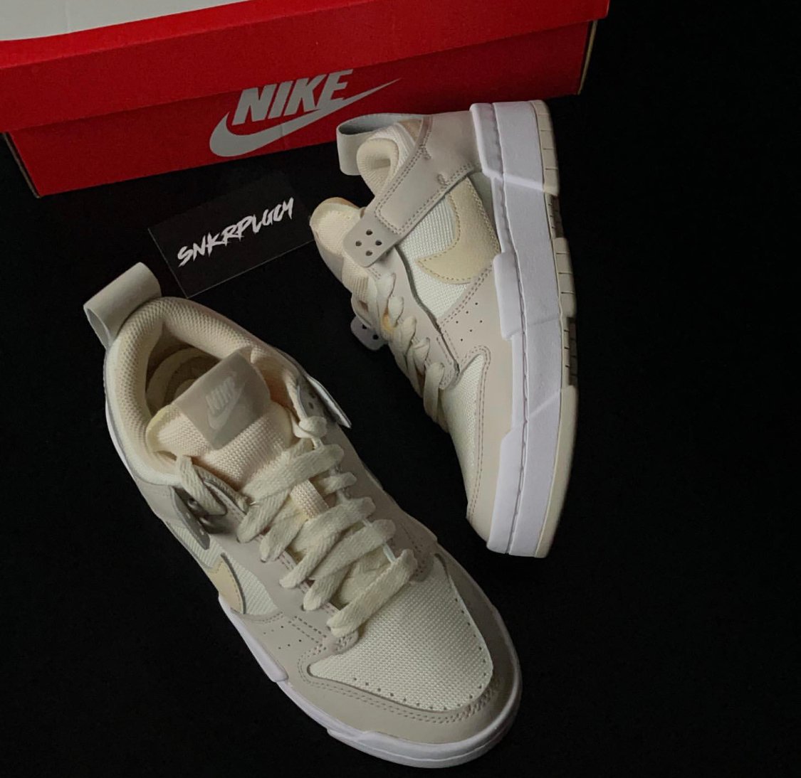 disrupt dunks sail