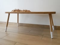 Image 2 of Table basse en chêne sculptée "Pyrénées"