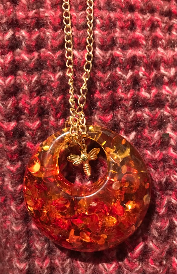 Image of Amber effect bee set