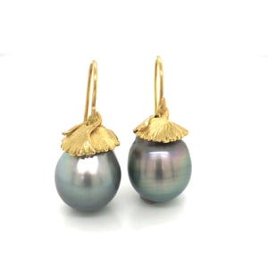 Image of Ginkgo Tahitian Pearl Earrings 18k